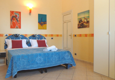Casa Vacanze Appartamento Monolocale In Centro Tuttialmare